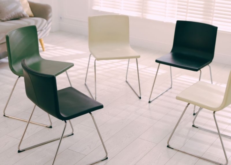 What makes group coaching different to 1:1?